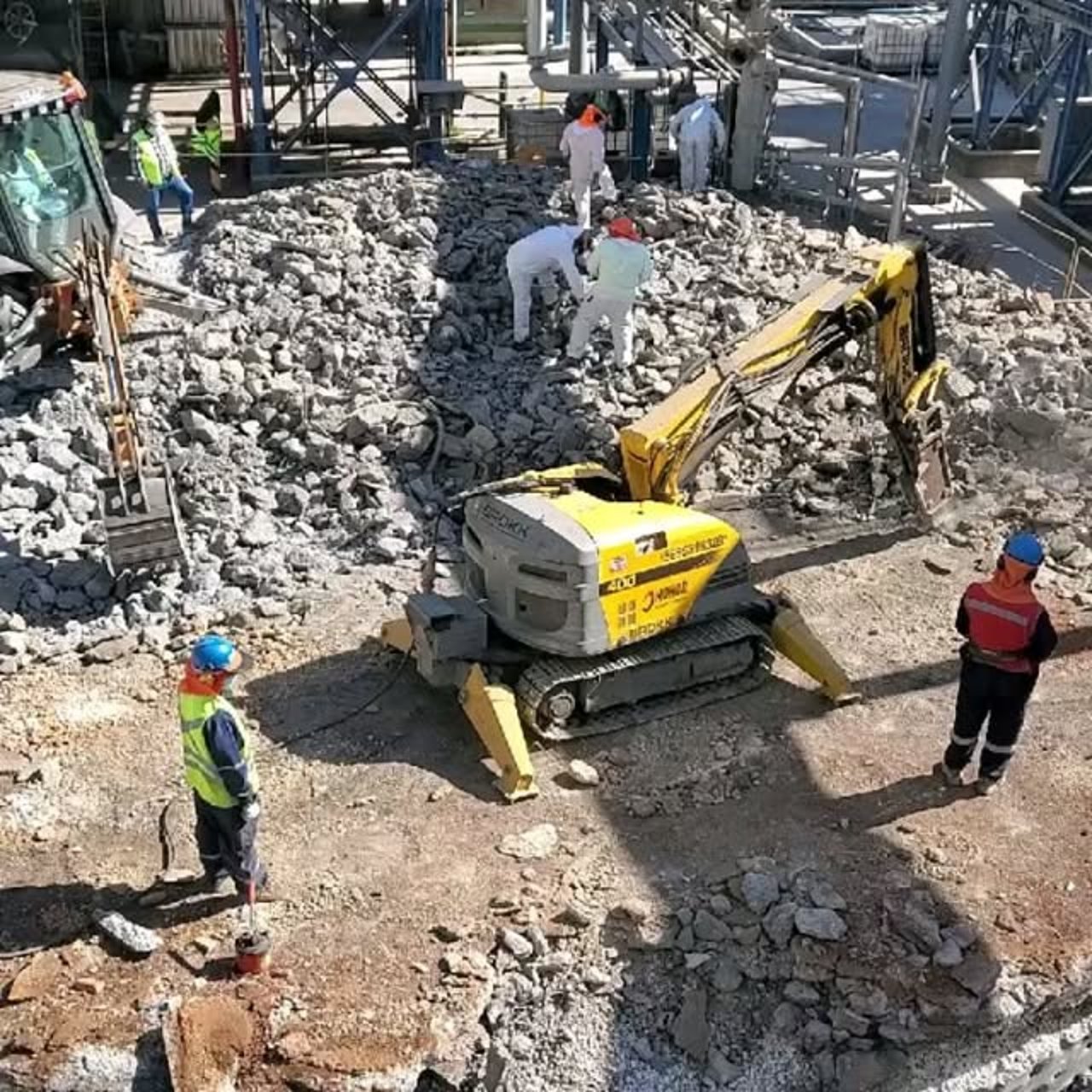 Demolición controlada en interior